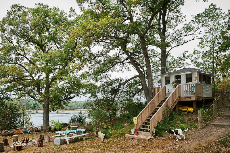 Quaint cabin on Lake Wandawega.