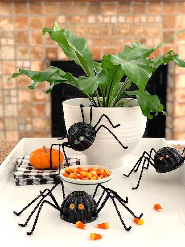 Vintage Jell-O molds made into spiders.